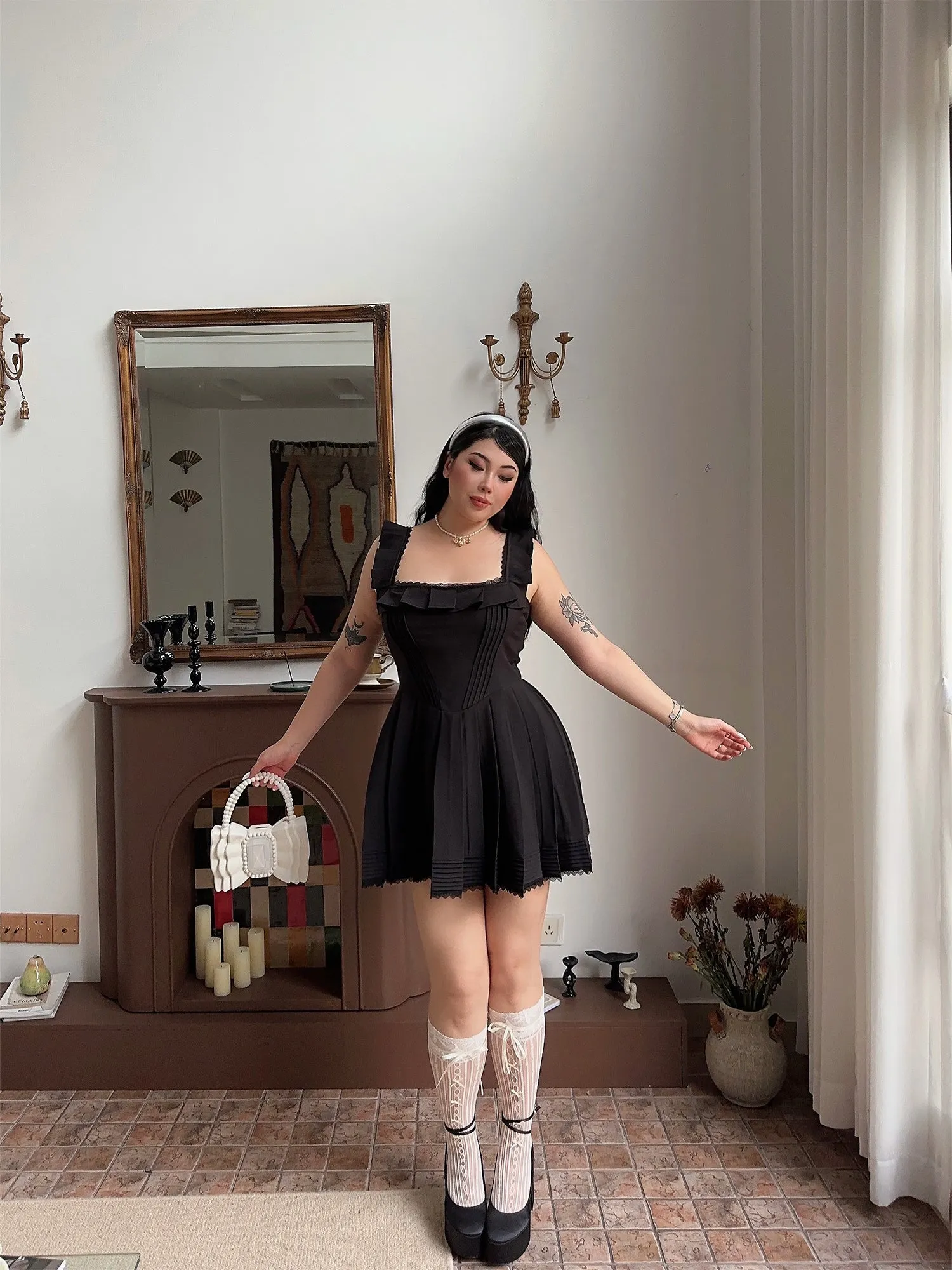 Franchessca Solid Color Black Plus Size Spaghetti Strap Slip Pleated Mini Dress