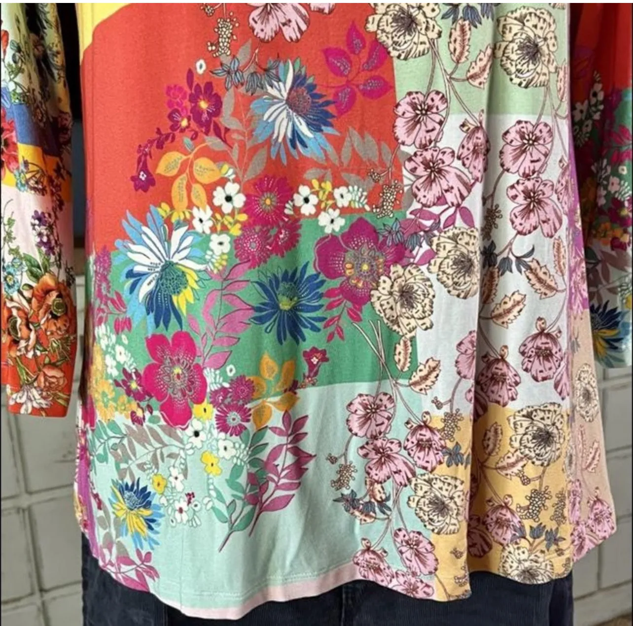 Johnny Was Marcel Favorite 3/4 Sleeve Crew Neck Swing Tee Floral Roses X Small