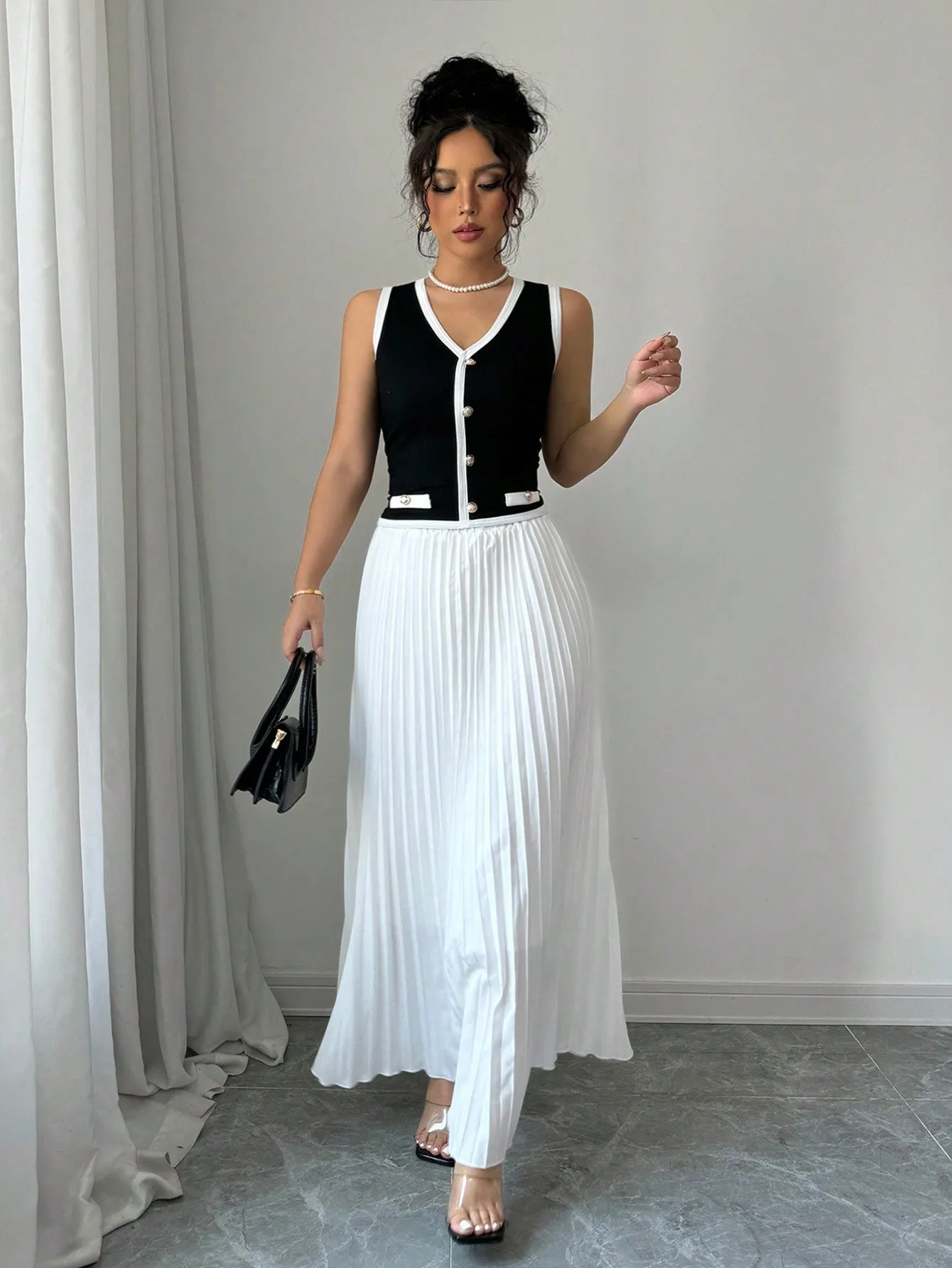Women's Elegant 2 Piece Set: Color Block Single-Breasted Vest And Pleated Mini Skirt
