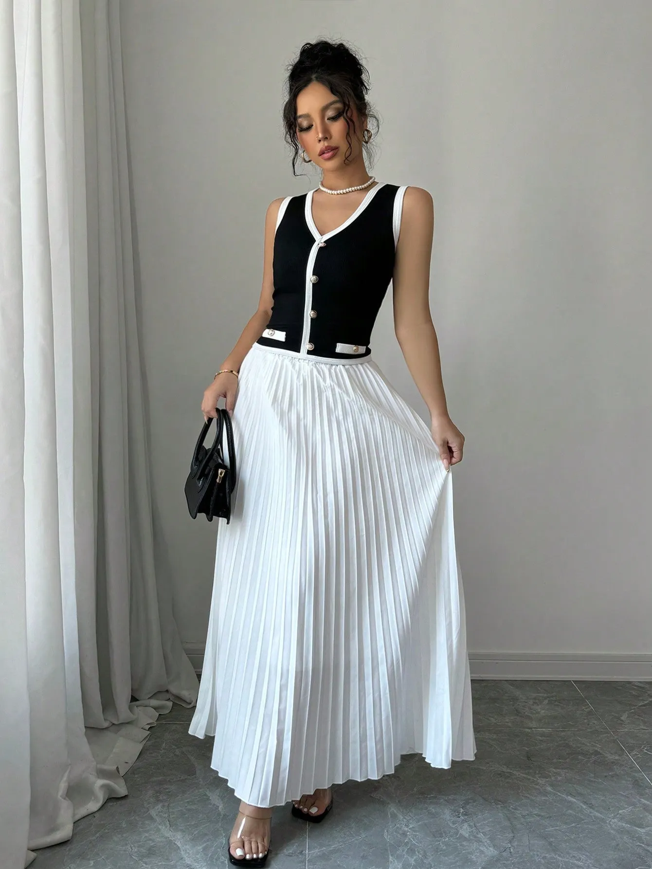 Women's Elegant 2 Piece Set: Color Block Single-Breasted Vest And Pleated Mini Skirt
